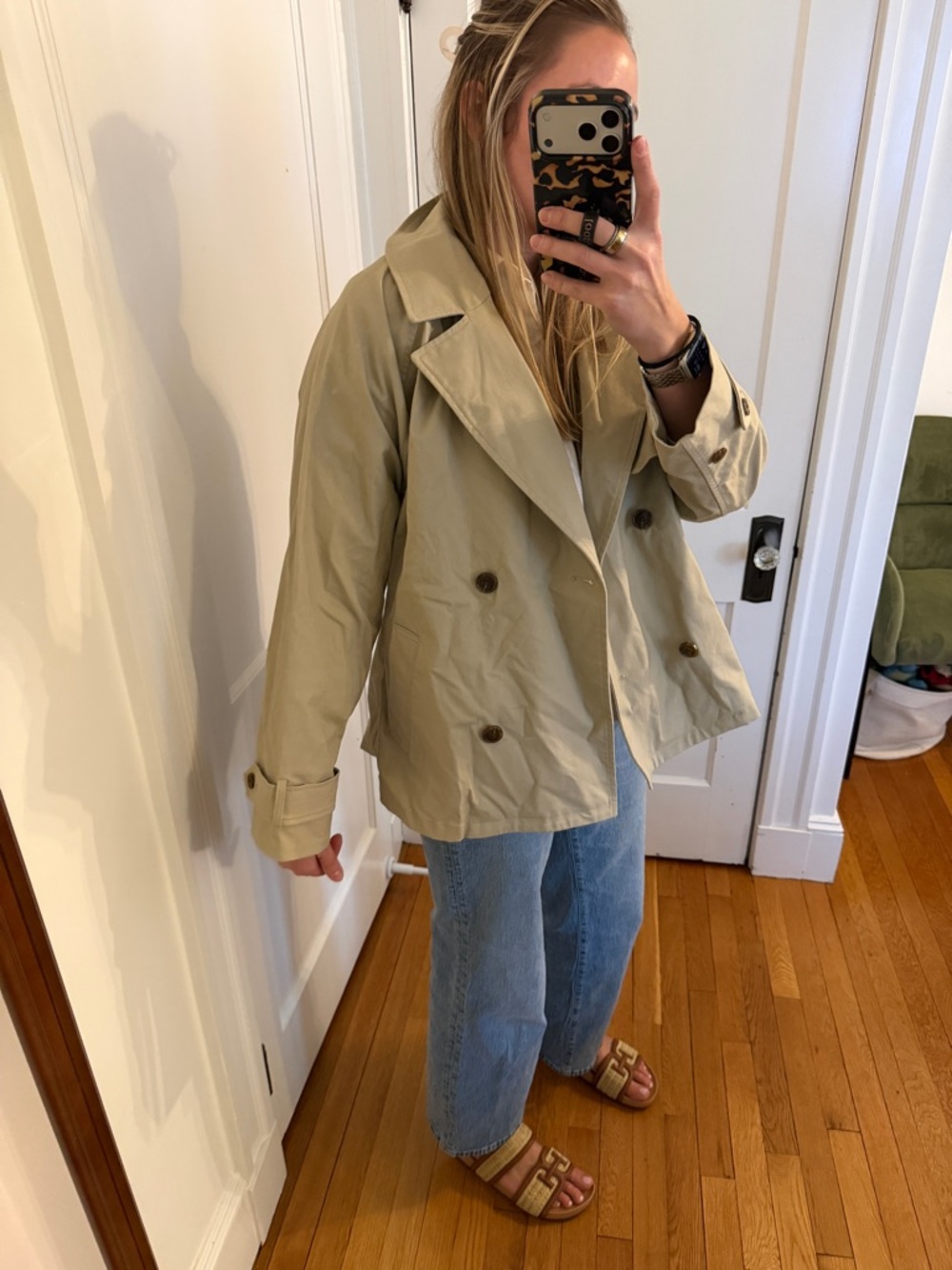 Old navy Classic Women's Double-Breasted Short Trench Jacket in Beige